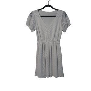 Everly Women's White Short Sleeve Mini Dress Size S